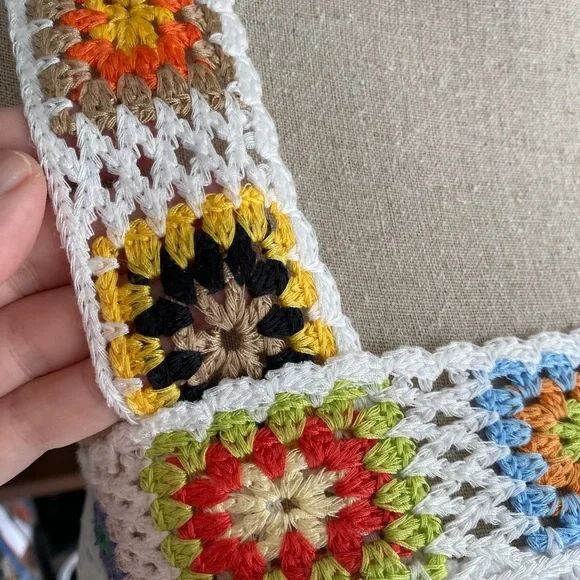 White Crochet Trim Women's Top EUC - Picture 7 of 8